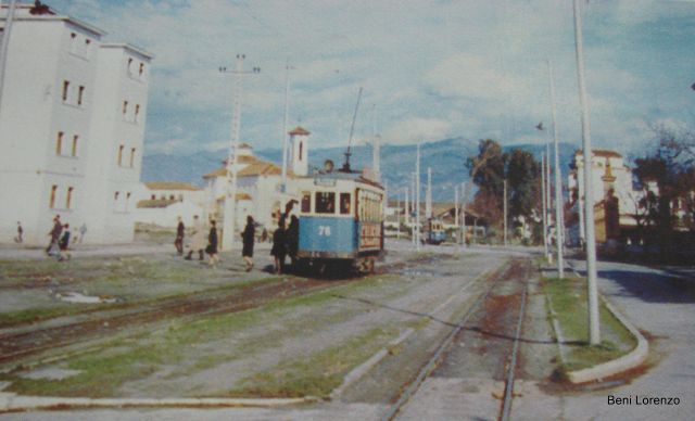 el-tranvia-en-la-plaza-de-la-marina-beni-485-640x640x80.jpg